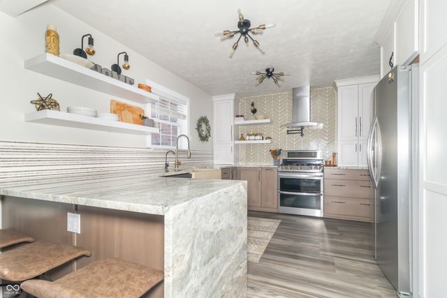1132 Chapman Drive, Greenfield, IN 46140