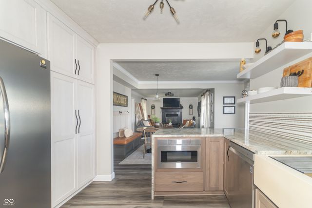 1132 Chapman Drive, Greenfield, IN 46140