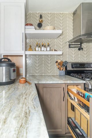 1132 Chapman Drive, Greenfield, IN 46140