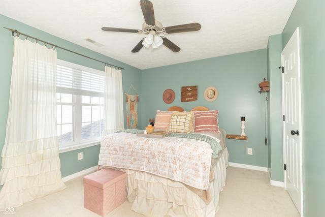 1132 Chapman Drive, Greenfield, IN 46140
