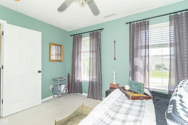 1132 Chapman Drive, Greenfield, IN 46140