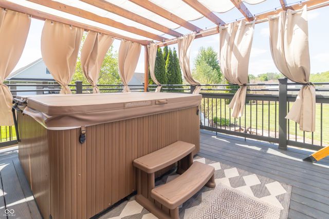 1132 Chapman Drive, Greenfield, IN 46140