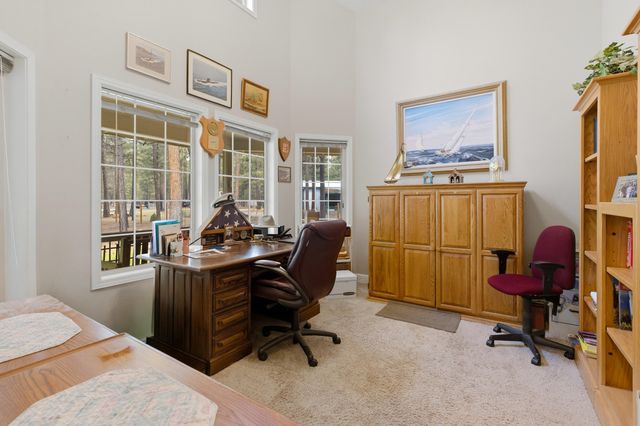 51730 Pine Loop Drive, La Pine, OR 97739