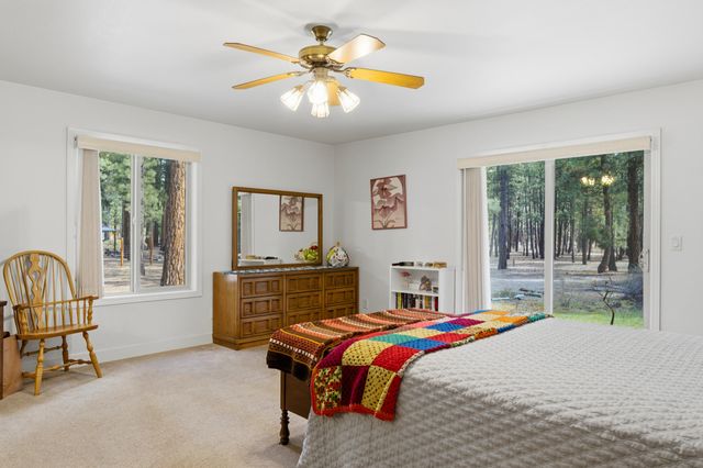 51730 Pine Loop Drive, La Pine, OR 97739