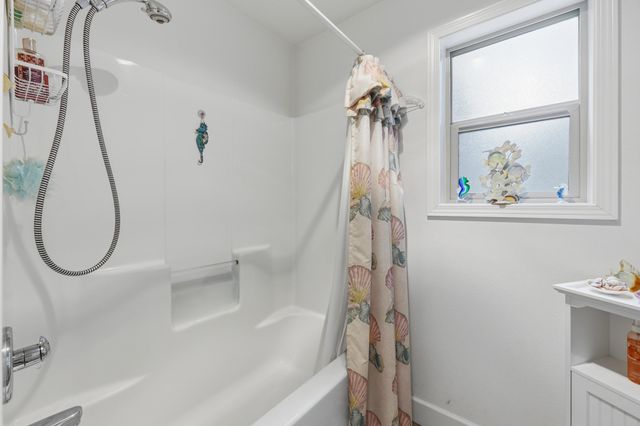 51730 Pine Loop Drive, La Pine, OR 97739