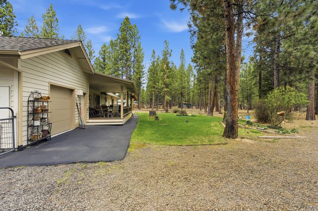 51730 Pine Loop Drive, La Pine, OR 97739