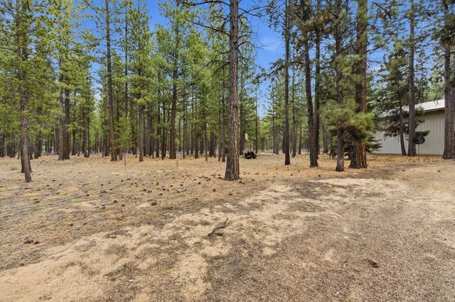 51730 Pine Loop Drive, La Pine, OR 97739