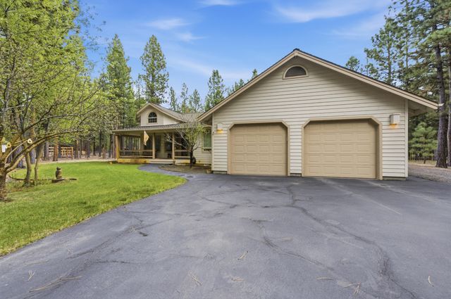 51730 Pine Loop Drive, La Pine, OR 97739