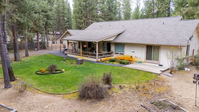 51730 Pine Loop Drive, La Pine, OR 97739