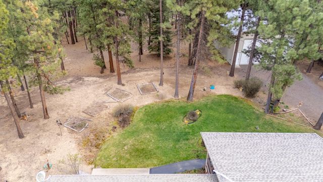 51730 Pine Loop Drive, La Pine, OR 97739