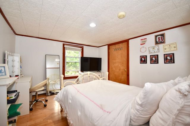 329 Wareham Rd, Marion, MA 02738