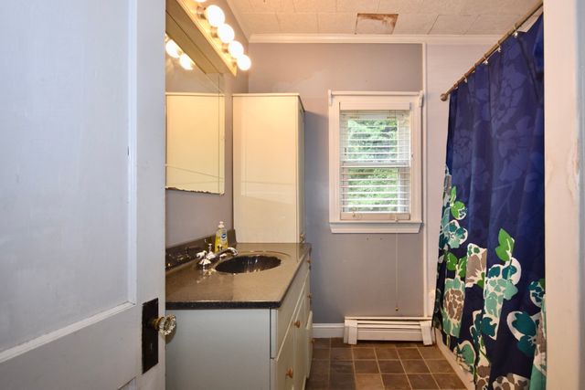 329 Wareham Rd, Marion, MA 02738