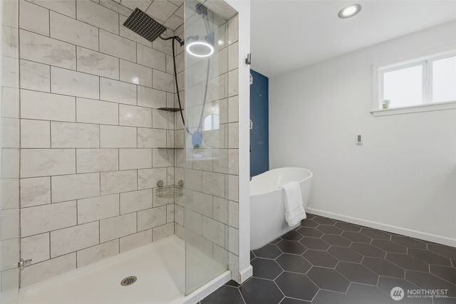 10612 Lake Steilacoom Drive SW, Lakewood, WA 98498