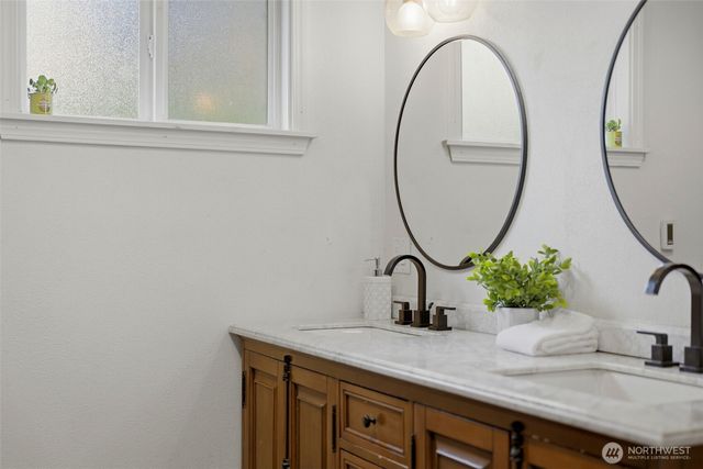 10612 Lake Steilacoom Drive SW, Lakewood, WA 98498