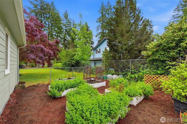 10612 Lake Steilacoom Drive SW, Lakewood, WA 98498