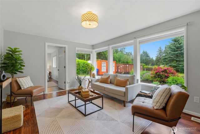 10612 Lake Steilacoom Drive SW, Lakewood, WA 98498