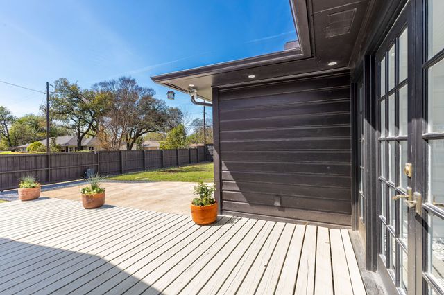 9929 Gooding Drive, Dallas, TX 75220