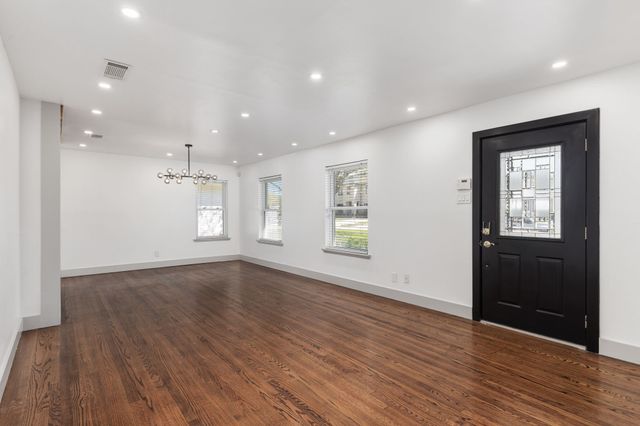 9929 Gooding Drive, Dallas, TX 75220