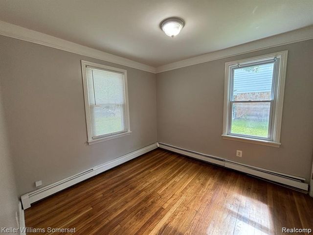 19800 Parkside Street, Saint Clair Shores, MI 48080