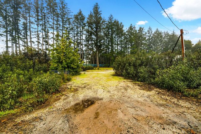 60 Braemoor Drive, Santa Cruz, CA 95060