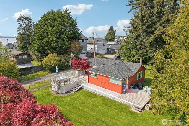 176 Maple Street, Camano Island, WA 98282