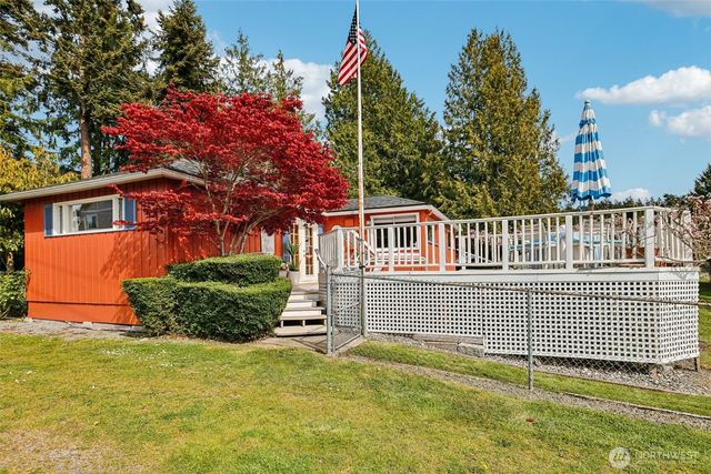 176 Maple Street, Camano Island, WA 98282
