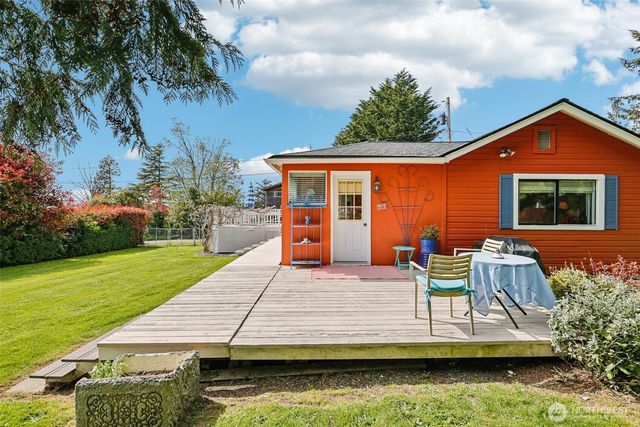 176 Maple Street, Camano Island, WA 98282