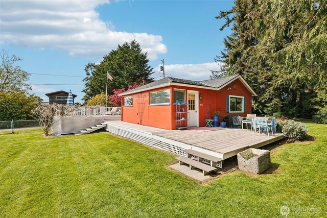 176 Maple Street, Camano Island, WA 98282