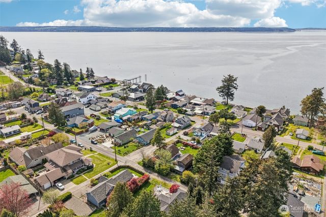 176 Maple Street, Camano Island, WA 98282