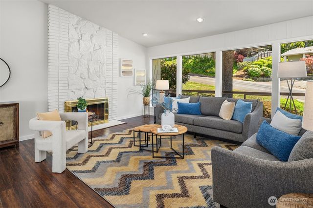 14428 SE 49th Street, Bellevue, WA 98006