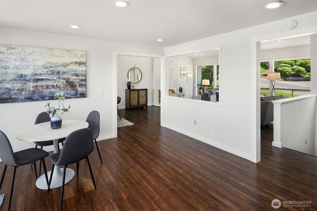 14428 SE 49th Street, Bellevue, WA 98006