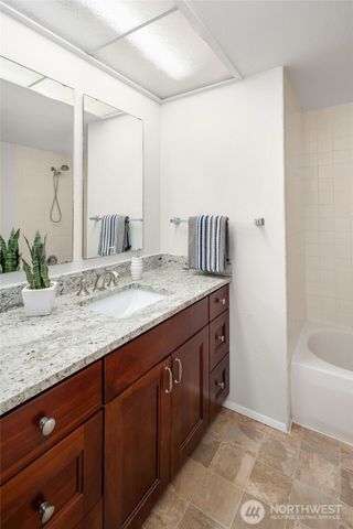 14428 SE 49th Street, Bellevue, WA 98006
