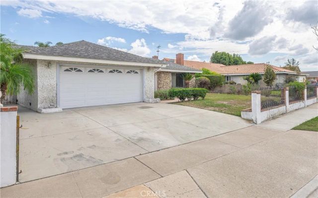 15914 Mount Jackson St., Fountain Valley, CA 92708