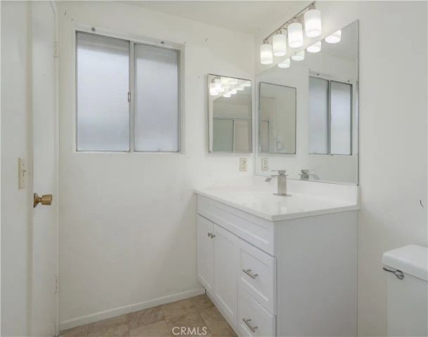 15914 Mount Jackson St., Fountain Valley, CA 92708