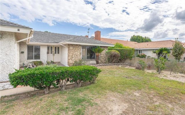 15914 Mount Jackson St., Fountain Valley, CA 92708