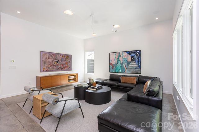 812 Herrin Avenue, Charlotte, NC 28205