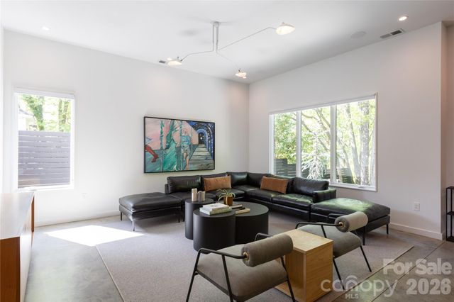 812 Herrin Avenue, Charlotte, NC 28205