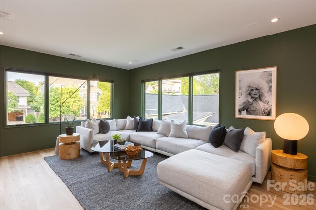 812 Herrin Avenue, Charlotte, NC 28205