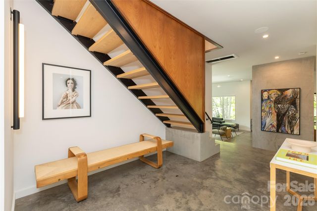 812 Herrin Avenue, Charlotte, NC 28205