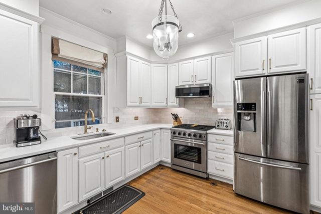 6900 PETWORTH RD, Baltimore, MD 21212