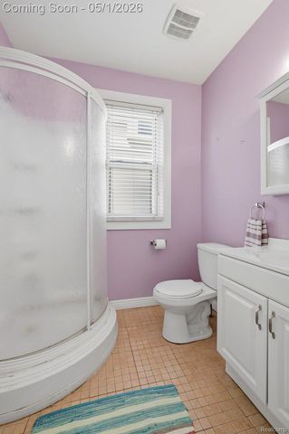 1373 Beaconsfield Avenue, Grosse Pointe Park, MI 48230