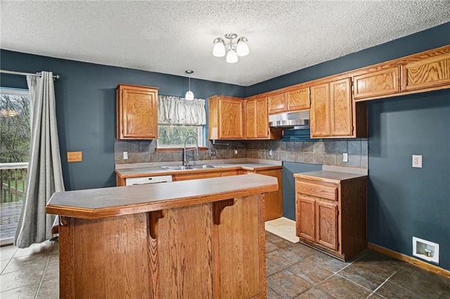 18600 Woodruff Street, Smithville, MO 64089