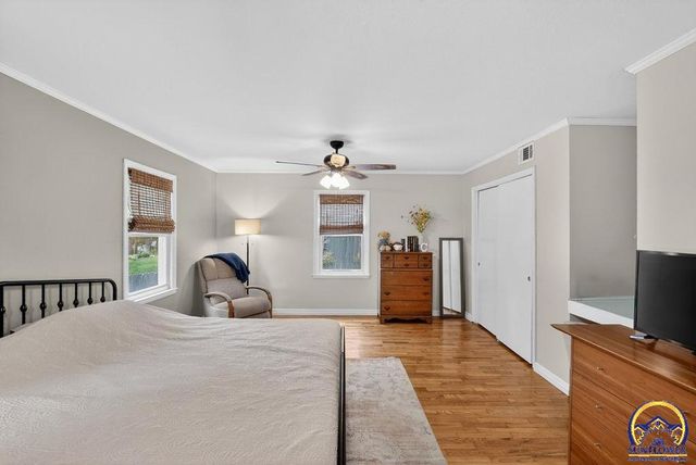 1503 SW 29th TER, Topeka, KS 66611