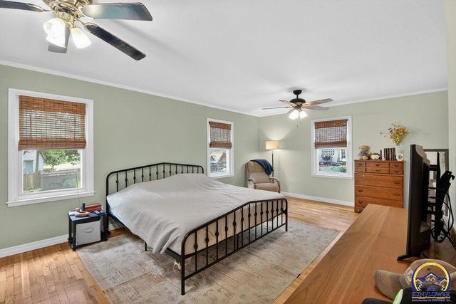1503 SW 29th TER, Topeka, KS 66611
