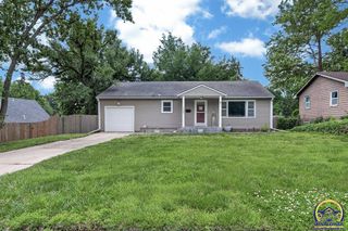 1503 SW 29th TER, Topeka, KS 66611