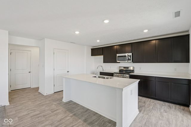 1730 N Meadow Brook Drive, Greenfield, IN 46140