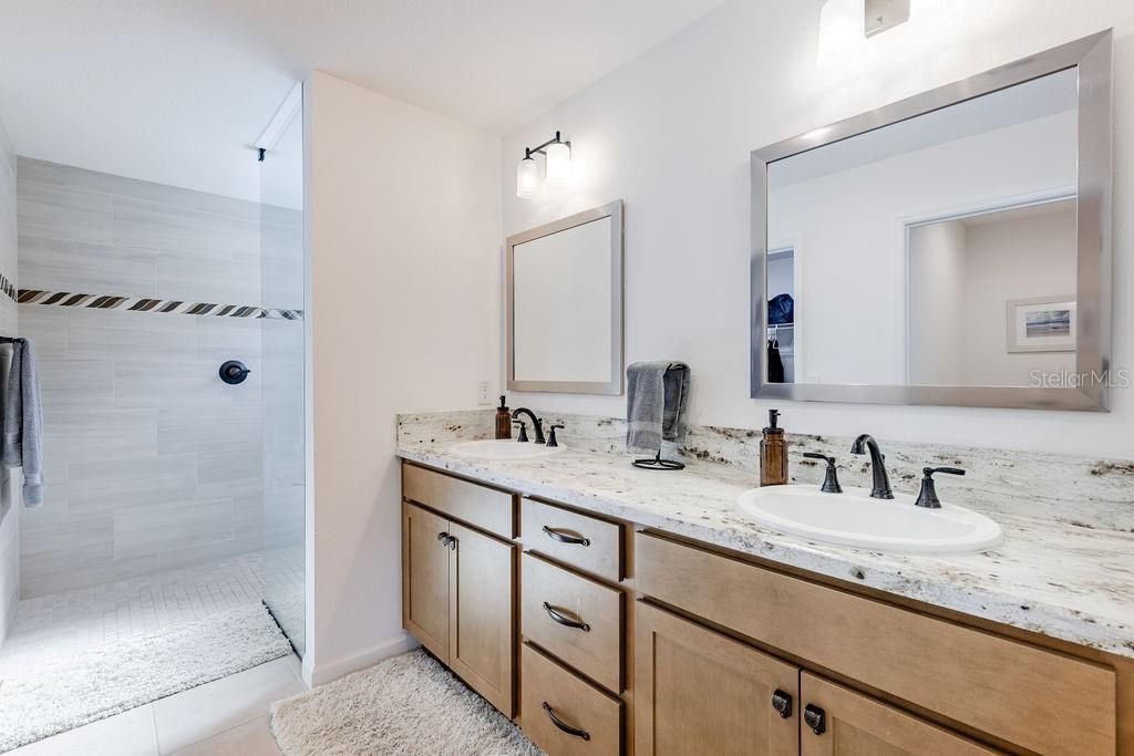 Image 5 of property listing at 3449 KEITH LANE, The Villages, FL 32163