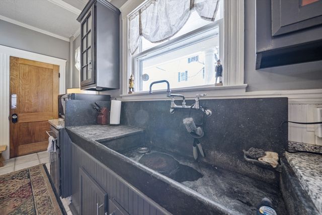 47 Salem St, Haverhill, MA 01835