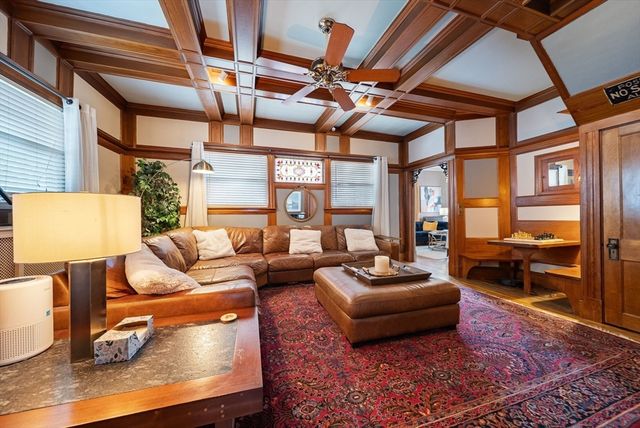 47 Salem St, Haverhill, MA 01835