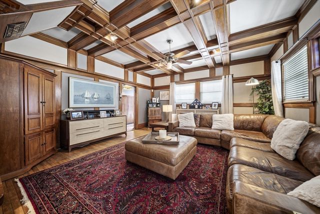 47 Salem St, Haverhill, MA 01835